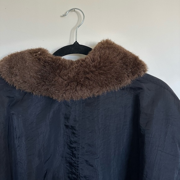 VINTAGE 90s Lizwear Liz Claiborne Bomber Jacket, Black Aviator • Medium Petite - Picture 4 of 7